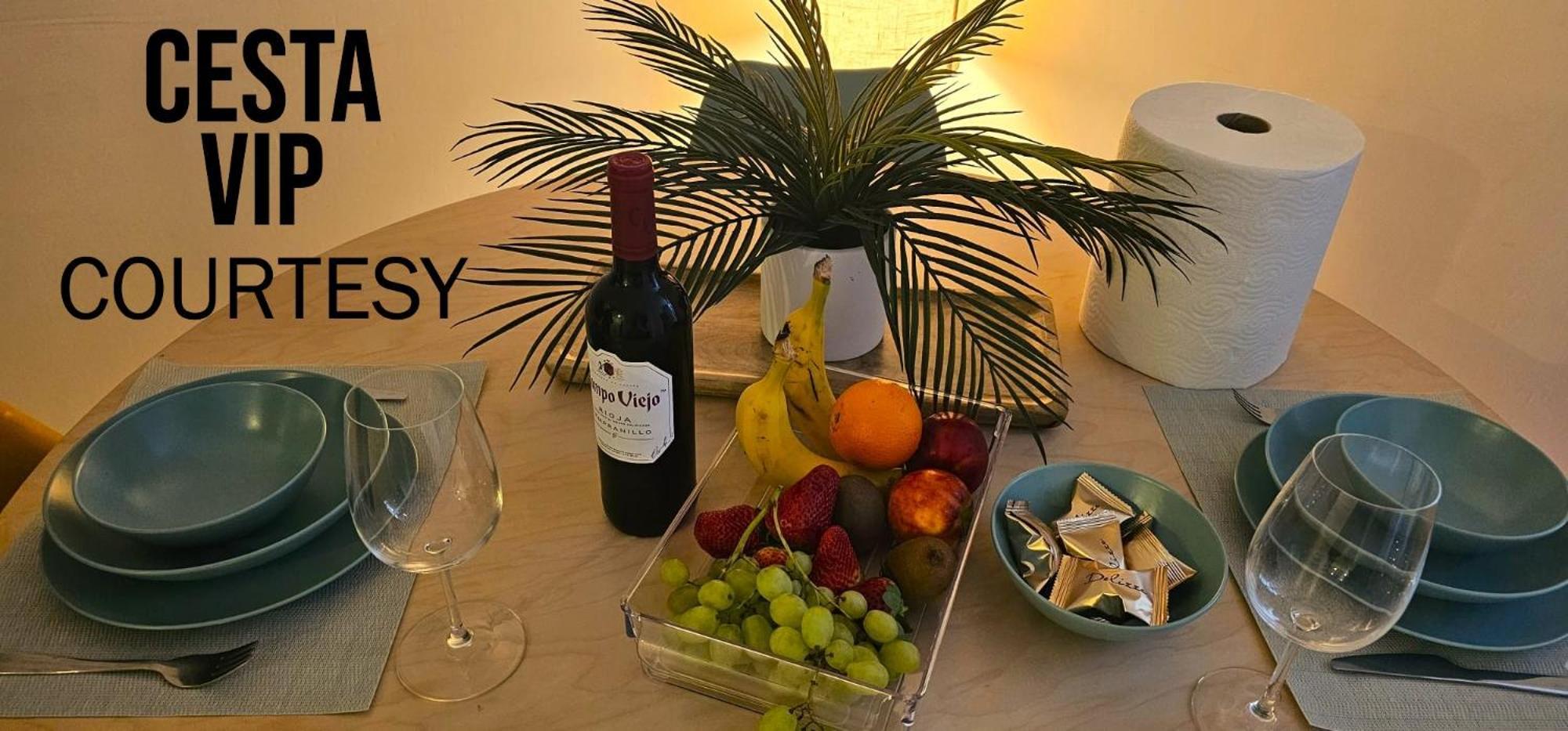 Madrid Urban Suites- Nuevo Apartahotel-7 Apartaments Boutique Full Equiped ภายนอก รูปภาพ